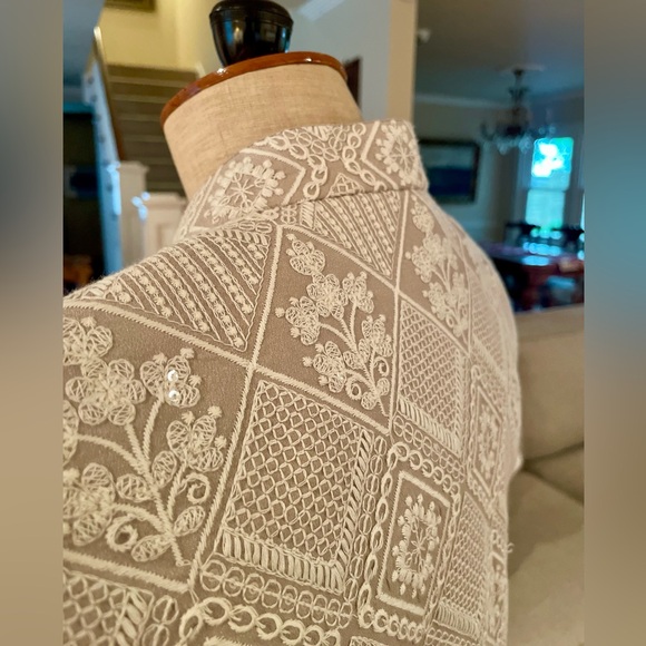 BRAND NEW NEVER WORN Indian/Pakistani Sherwani and Pant with Embroidered Jacket - Picture 2 of 8